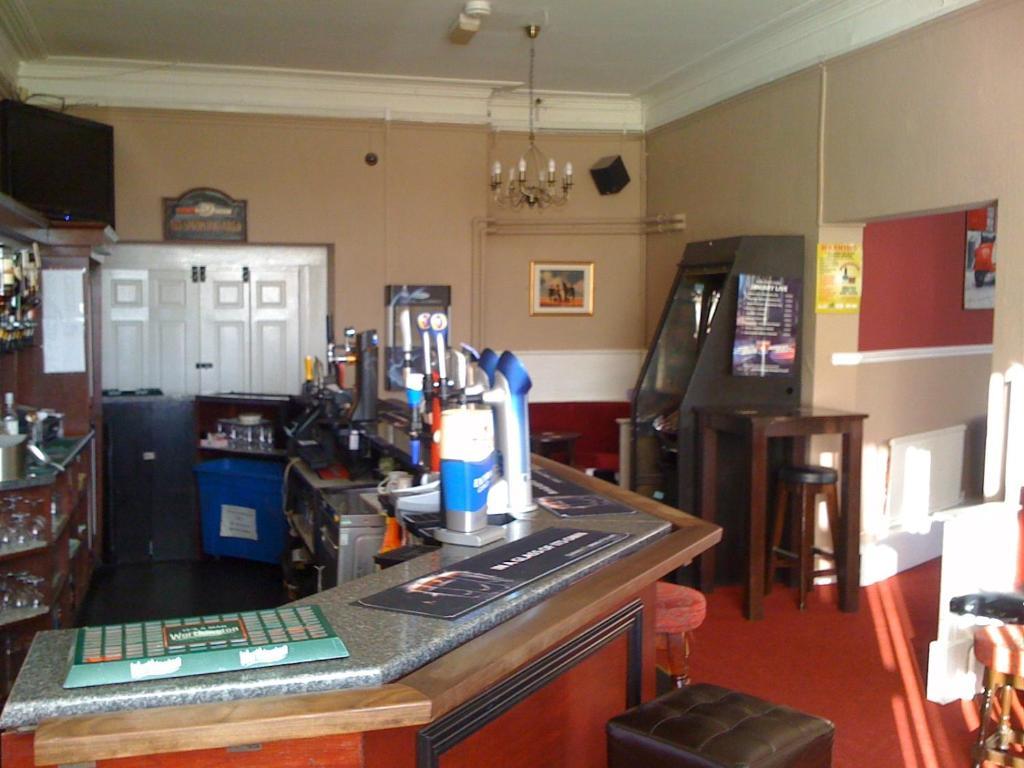 Mersey Hotel Widnes Eksteriør billede